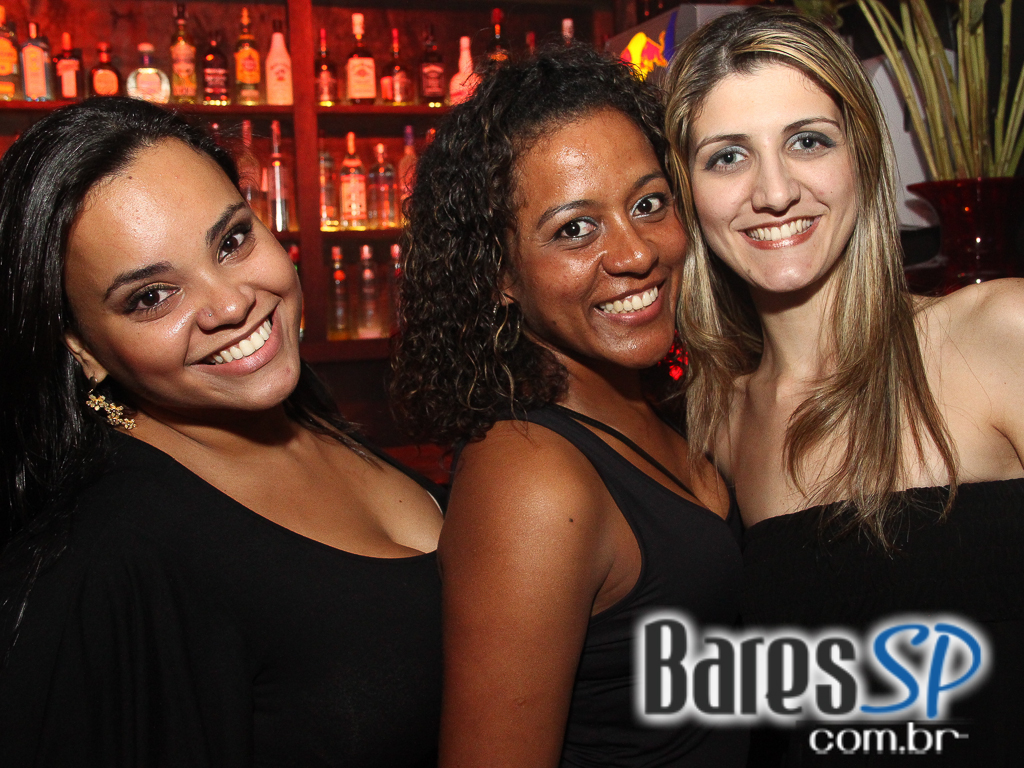 Acontece no Akbar Lounge & Disco apresentou a Noite do Trabalhador Acontece no Akbar Lounge & Disco apresentou a Noite do Trabalhador