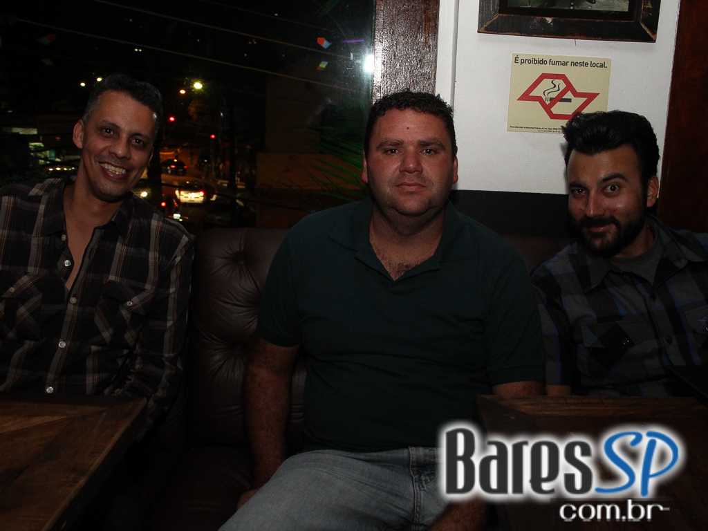 Acontece no Akbar Lounge & Disco apresentou a Noite do Trabalhador Acontece no Akbar Lounge & Disco apresentou a Noite do Trabalhador