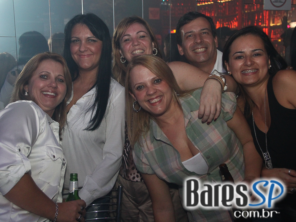 Acontece no Akbar Lounge & Disco apresentou a Noite do Trabalhador Acontece no Akbar Lounge & Disco apresentou a Noite do Trabalhador