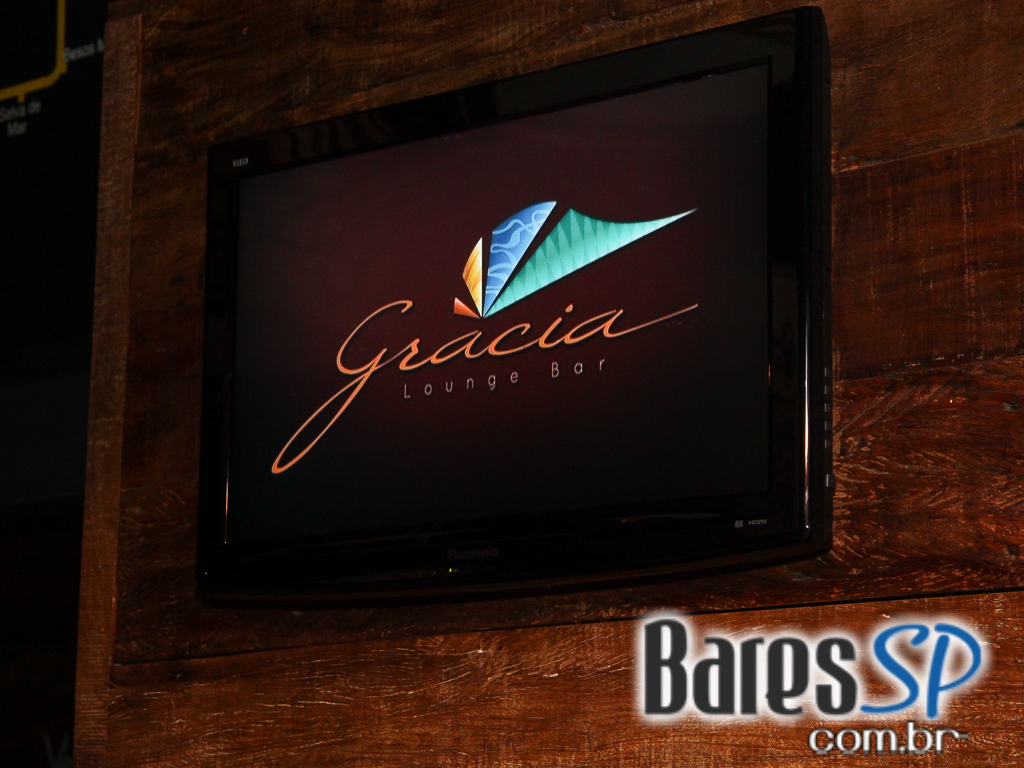Quinta-feira animada no Gràcia Bar com Djs convidados Quinta-feira animada no Gràcia Bar com Djs convidados