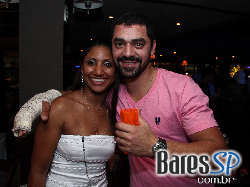 Aconteceu na sexta-feira a noite Popnejo no Maevva Bar Aconteceu na sexta-feira a noite Popnejo no Maevva Bar