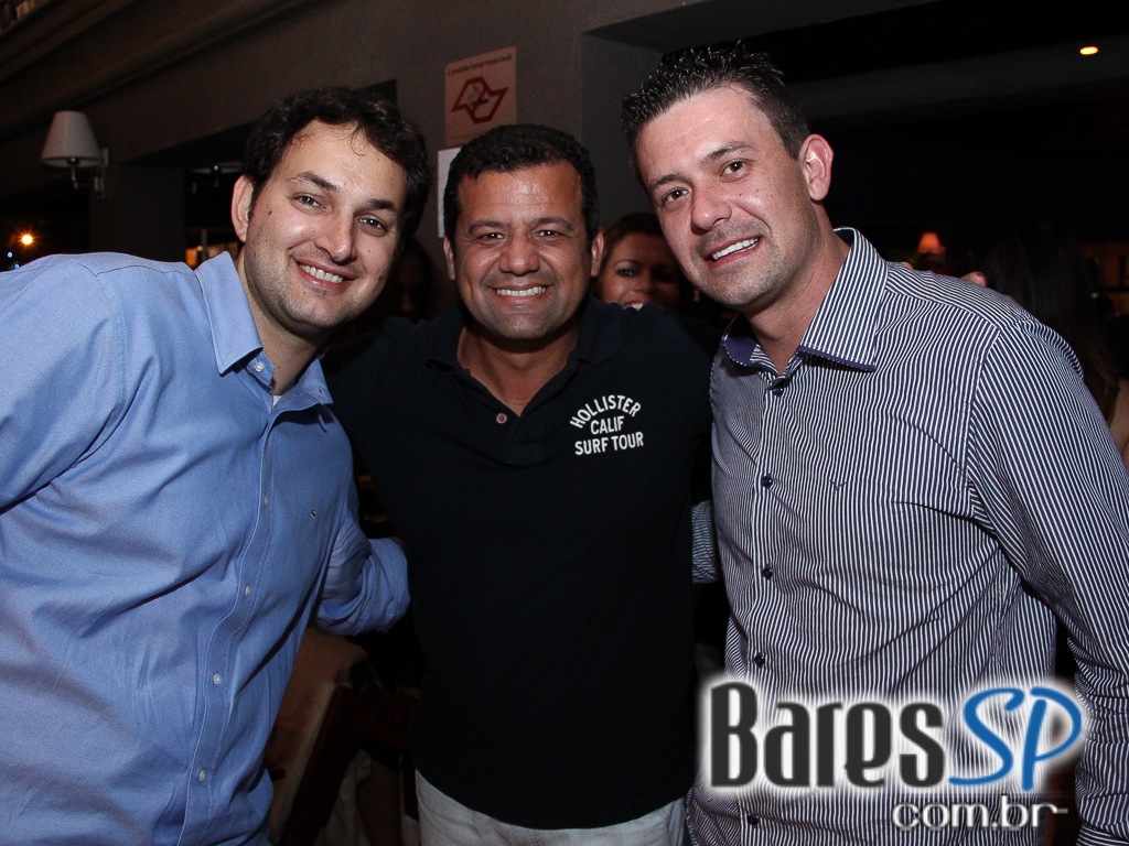 Aconteceu na sexta-feira a noite Popnejo no Maevva Bar Aconteceu na sexta-feira a noite Popnejo no Maevva Bar