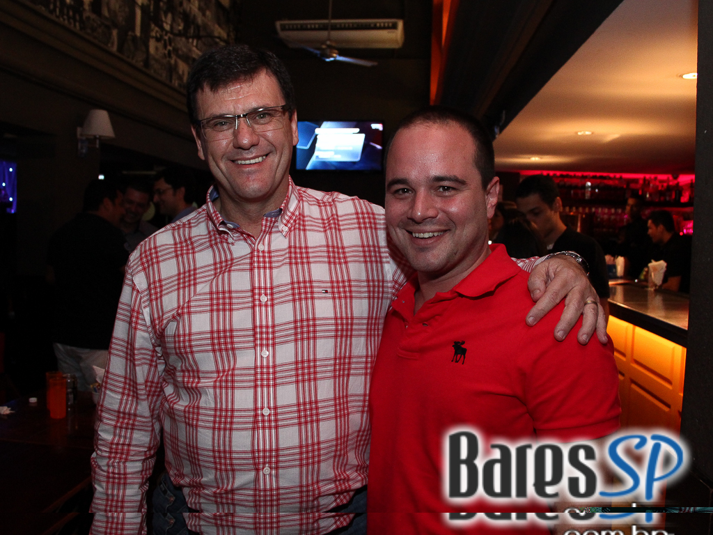 Aconteceu na sexta-feira a noite Popnejo no Maevva Bar Aconteceu na sexta-feira a noite Popnejo no Maevva Bar