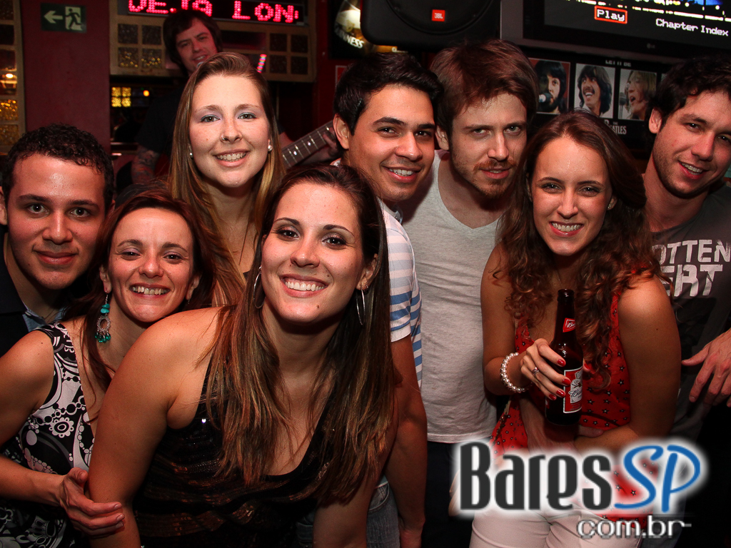 Apresentação de Rodrigo Armelin & Banda Insônica no Republic Pub Apresentação de Rodrigo Armelin & Banda Insônica no Republic Pub