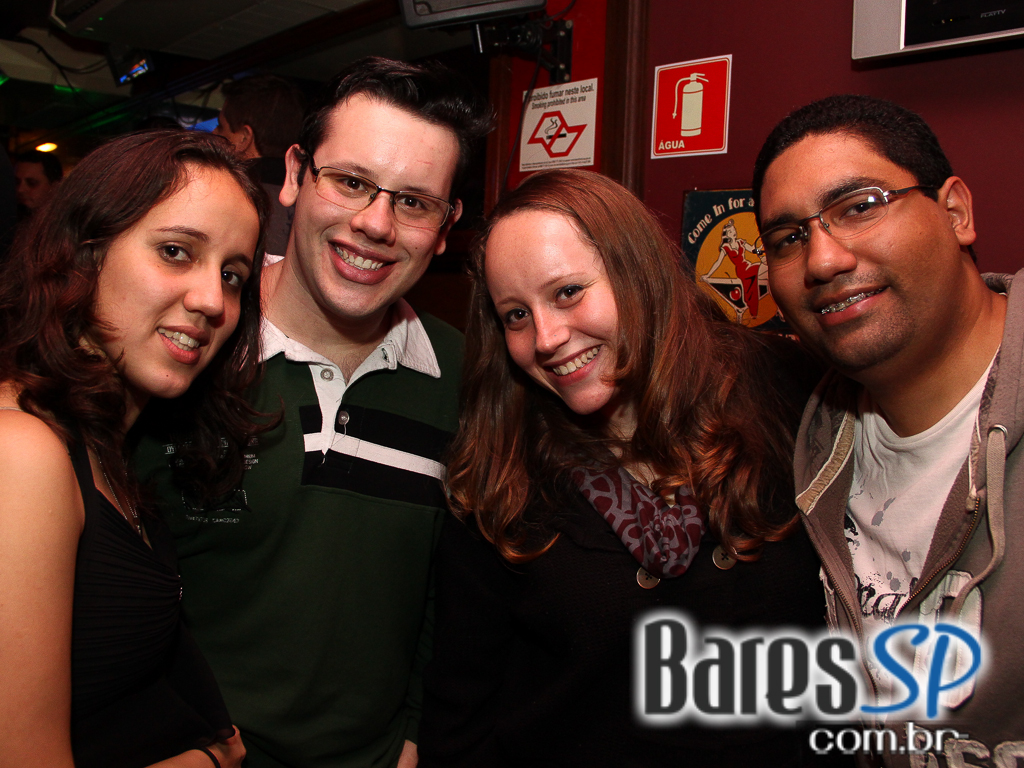 Apresentação de Rodrigo Armelin & Banda Insônica no Republic Pub Apresentação de Rodrigo Armelin & Banda Insônica no Republic Pub