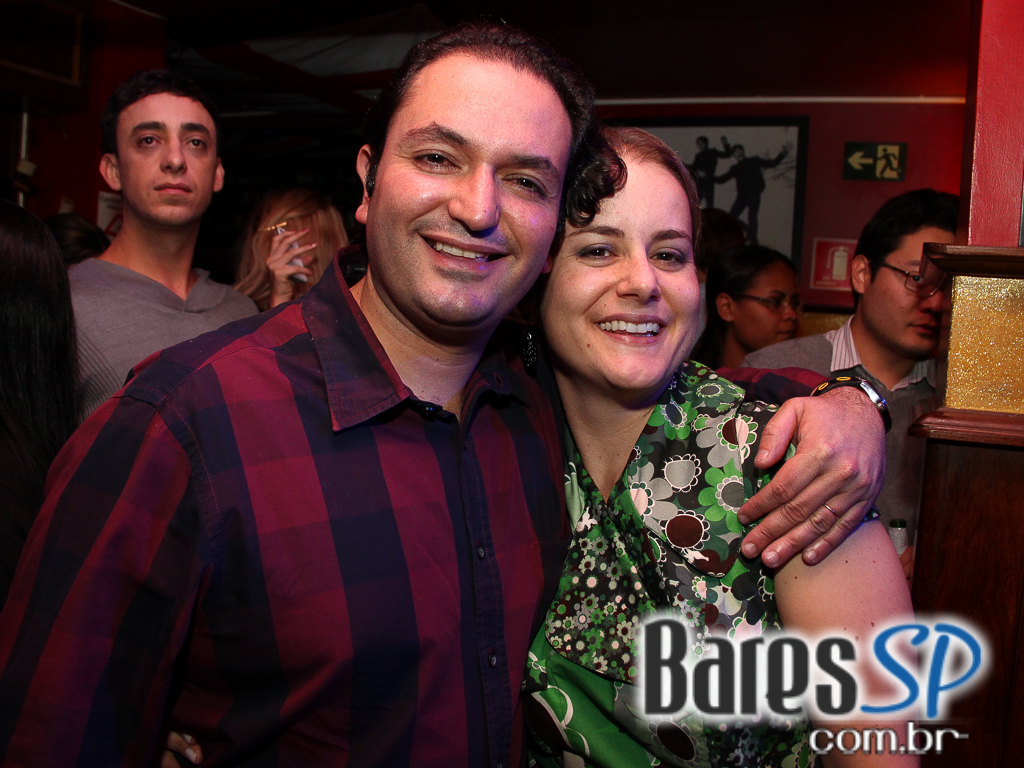 Apresentação de Rodrigo Armelin & Banda Insônica no Republic Pub Apresentação de Rodrigo Armelin & Banda Insônica no Republic Pub
