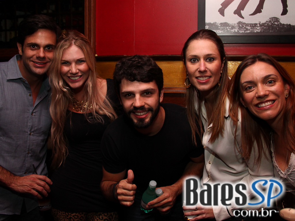 Apresentação de Rodrigo Armelin & Banda Insônica no Republic Pub Apresentação de Rodrigo Armelin & Banda Insônica no Republic Pub