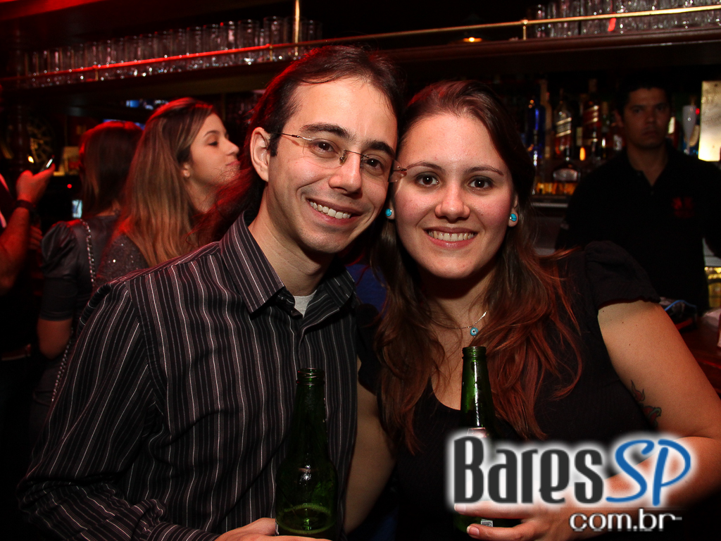 Apresentação de Rodrigo Armelin & Banda Insônica no Republic Pub Apresentação de Rodrigo Armelin & Banda Insônica no Republic Pub