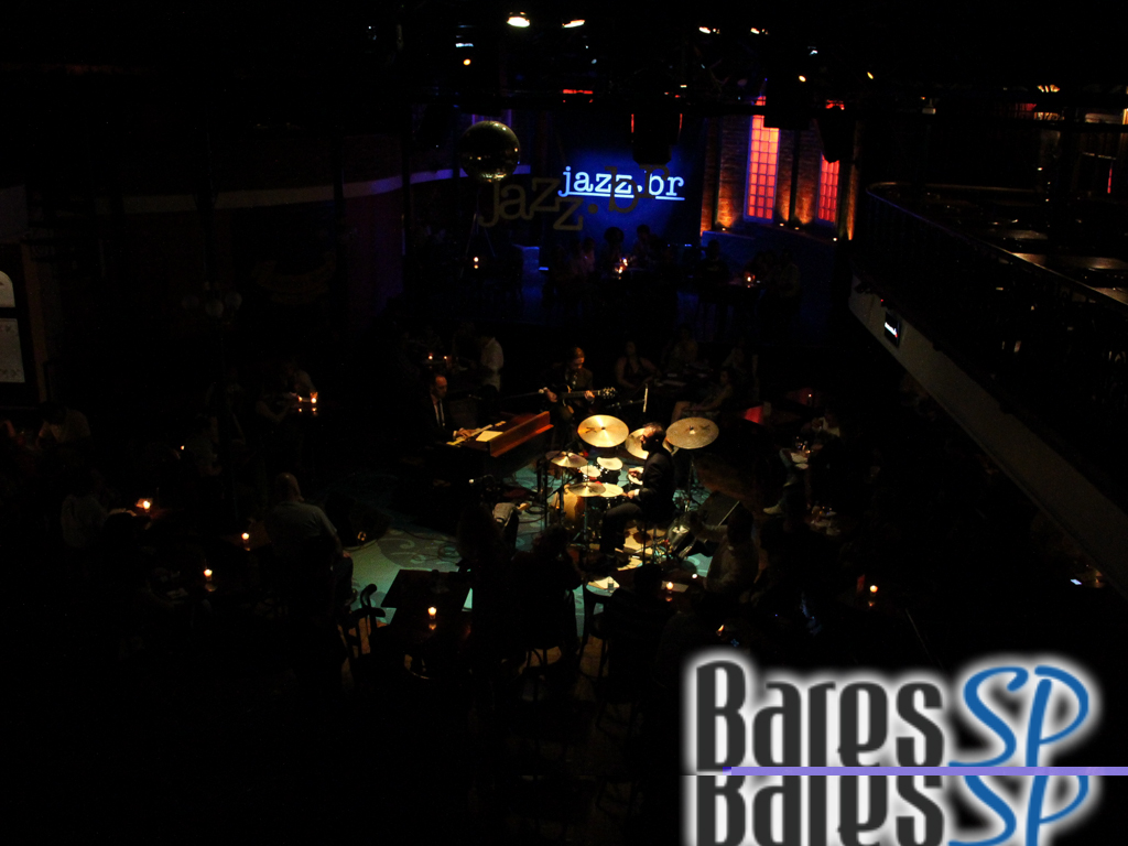 Bourbon Street recebeu Hammond Grooves que embalou a noite de quarta-feira Bourbon Street recebeu Hammond Grooves que embalou a noite de quarta-feira