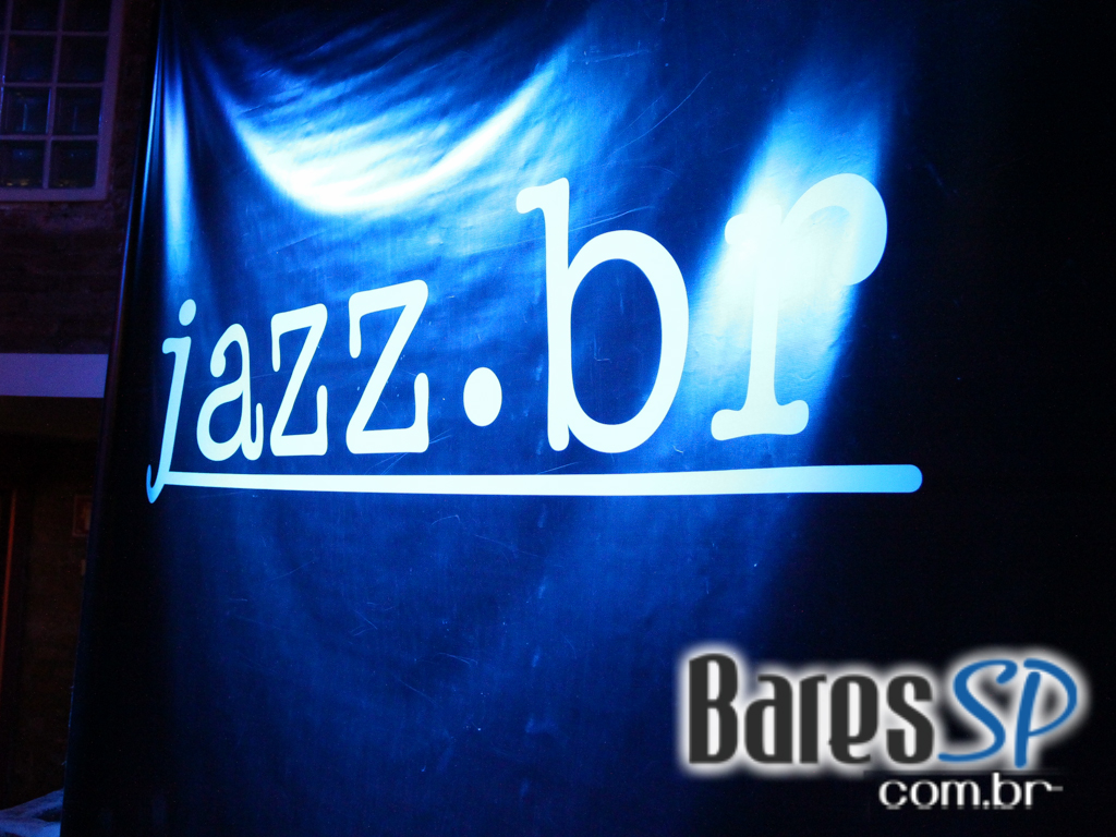 Bourbon Street recebeu Hammond Grooves que embalou a noite de quarta-feira Bourbon Street recebeu Hammond Grooves que embalou a noite de quarta-feira