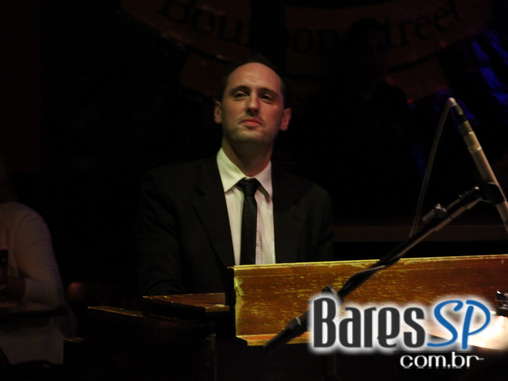 Bourbon Street recebeu Hammond Grooves que embalou a noite de quarta-feira Bourbon Street recebeu Hammond Grooves que embalou a noite de quarta-feira