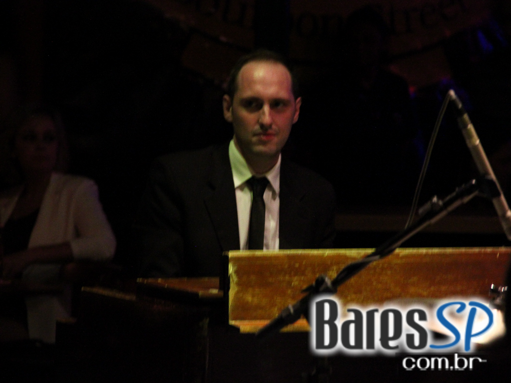 Bourbon Street recebeu Hammond Grooves que embalou a noite de quarta-feira Bourbon Street recebeu Hammond Grooves que embalou a noite de quarta-feira