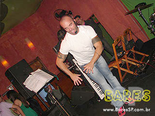 KELLY MOORE, BANDA CARIBBEAN E DJ BRUNO GADELHA KELLY MOORE, BANDA CARIBBEAN E DJ BRUNO GADELHA
