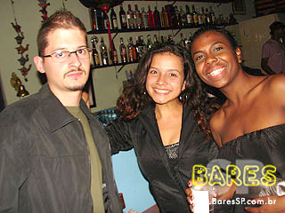 Música, drinks e gastronomia no Puri Bar Música, drinks e gastronomia no Puri Bar