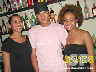 Música, drinks e gastronomia no Puri Bar Música, drinks e gastronomia no Puri Bar