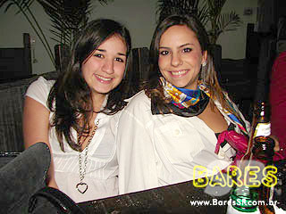 Música, drinks e gastronomia no Puri Bar Música, drinks e gastronomia no Puri Bar