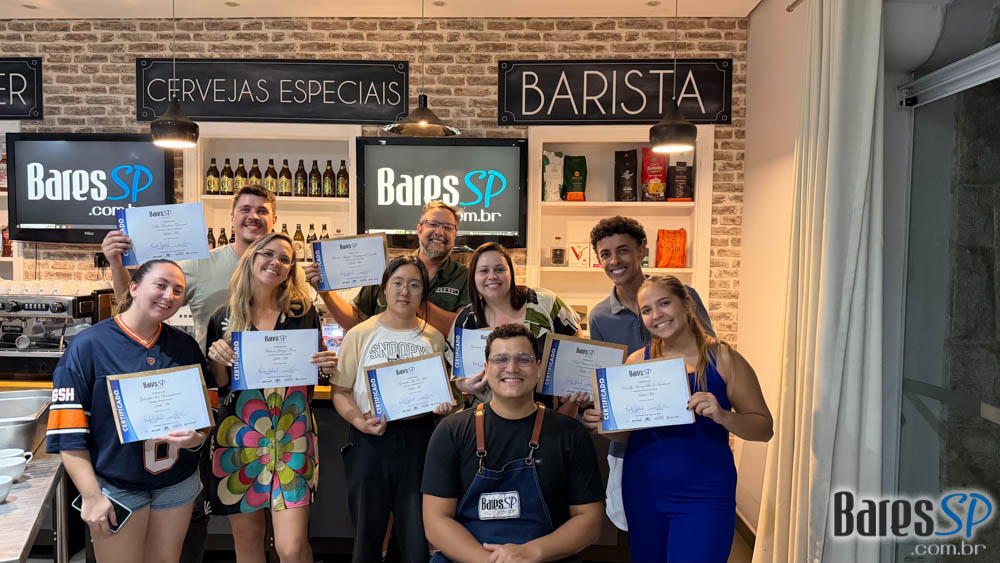 foto Barista Latte Art