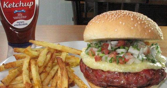 Hambúrguer de Calabresa BaresSP