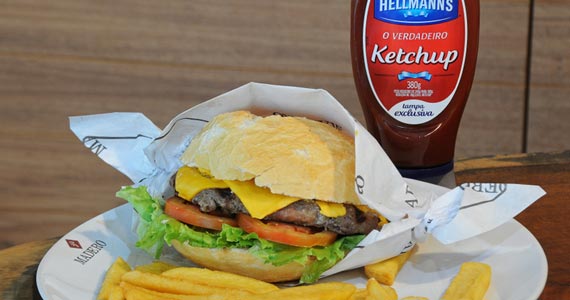 Cheeseburger de Costela com Bacon BaresSP