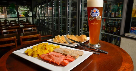 Salsichão à moda alemã BaresSP