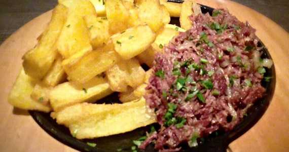 Cosa Nostra Sport Bar