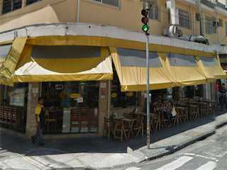 Quinta-Feira tem Happy Hour no Amarelinho Bar, em Moema, com cervejas, lanches e porções. Quinta-Feira tem Happy Hour no Amarelinho Bar, em Moema, com cervejas, lanches e porções.