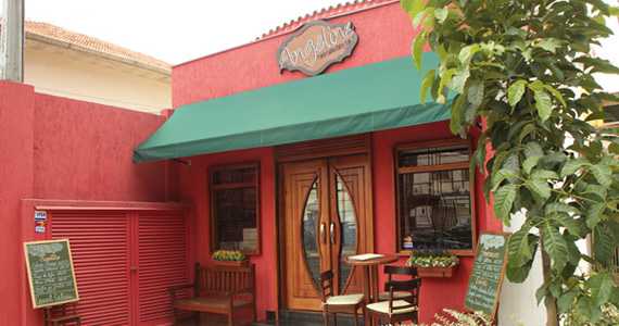 Restaurantes na Avenida Nova Independência