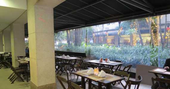 Cervejaria Devassa - Shopping West Plaza