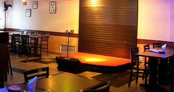 Corcoran Dancing Bar & Karaokê Corcoran Dancing Bar & Karaokê