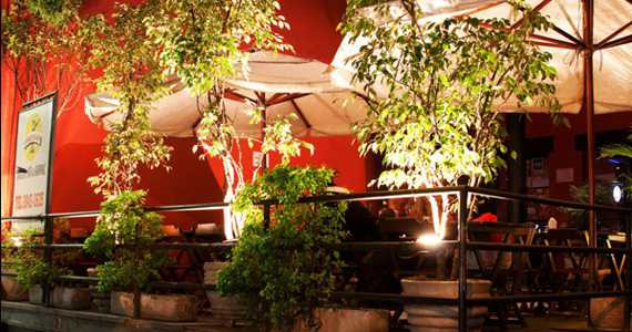 Corcoran Dancing Bar & Karaokê Corcoran Dancing Bar & Karaokê