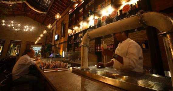 Restaurantes na Avenida Vereador José Diniz