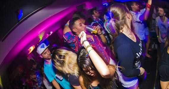 Éclair Lounge Éclair Lounge