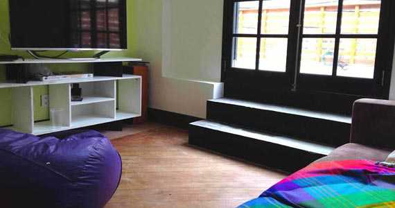 Espaço 946 Hostel - Bar