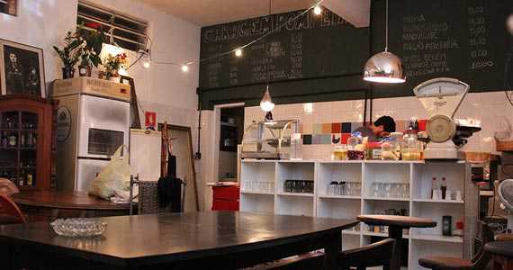 Garagem da Pompéia Hostel e Bar