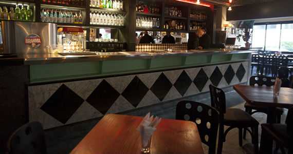 La Maison est Tombée