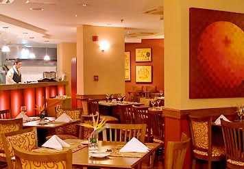 Quench Restaurante & Bar - Marriott Executive Apar