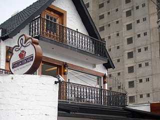 Restaurantes na Rua Francisco Marengo