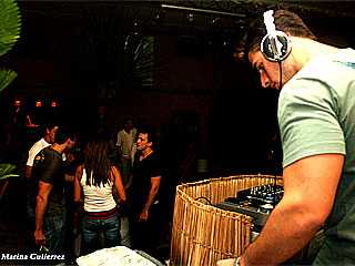 Swell Brasil Lounge Swell Brasil Lounge