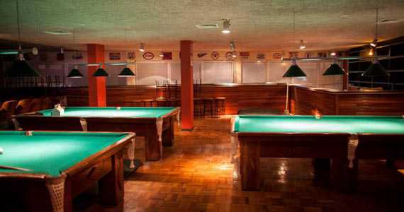 TEX -Redneck Bar TEX -Redneck Bar