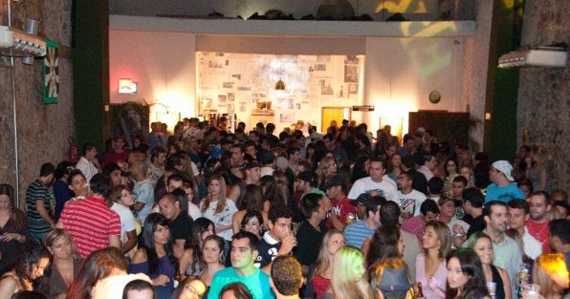 Typografia Brasil Bar 