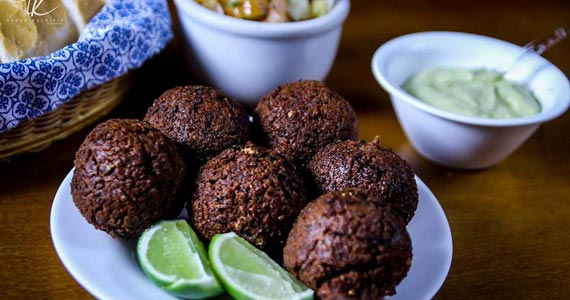 Bares na Avenida Luiz Dumont Villares