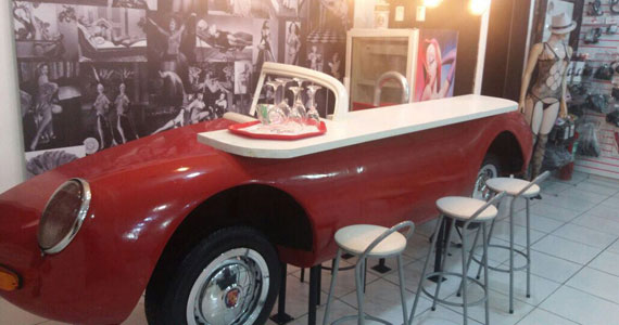 Hot Bar - Delírio e Ponto Sexy Shop