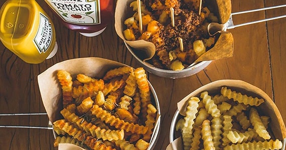 Burguê In-Out Burguers Burguê In-Out Burguers