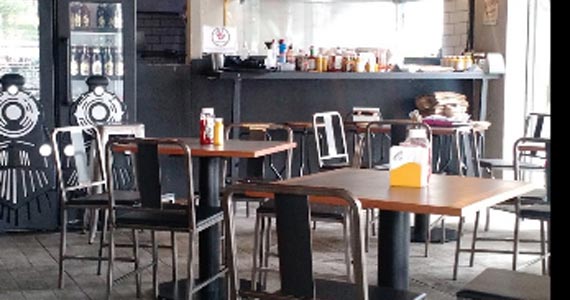 Burgy Moema Burgy Moema