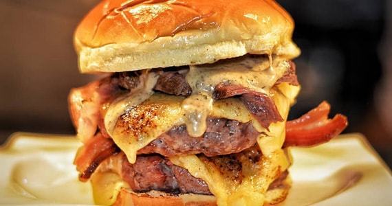 Melts Burgers & Beers