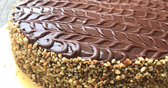 Chez Mom Café Bistrô Chez Mom Café Bistrô