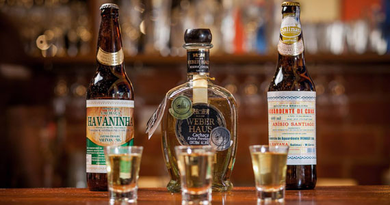 Macaxeira Restaurante & Cachaçaria - Anália Franco