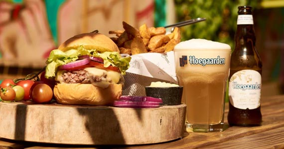 Box St. Burger e Bar