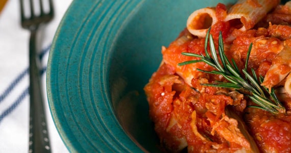 Famiglia Manzoli - Pasta & Vino