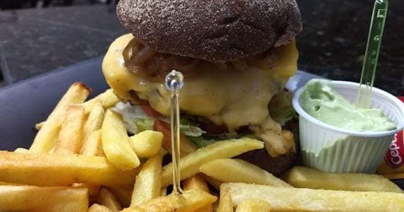 Cafas Burger